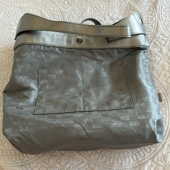 MICHAEL KORS METALLIC LEATHER STUDDED BAG - Picture 6 of 12